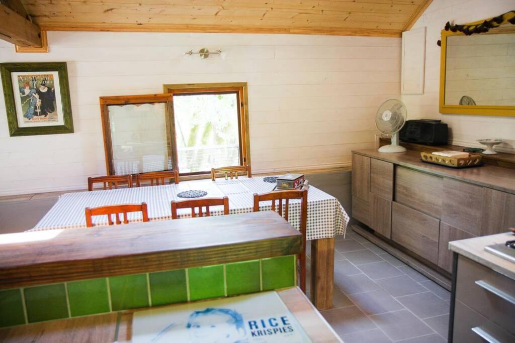 Вилла La Taniere Des Druides Luzech Экстерьер фото